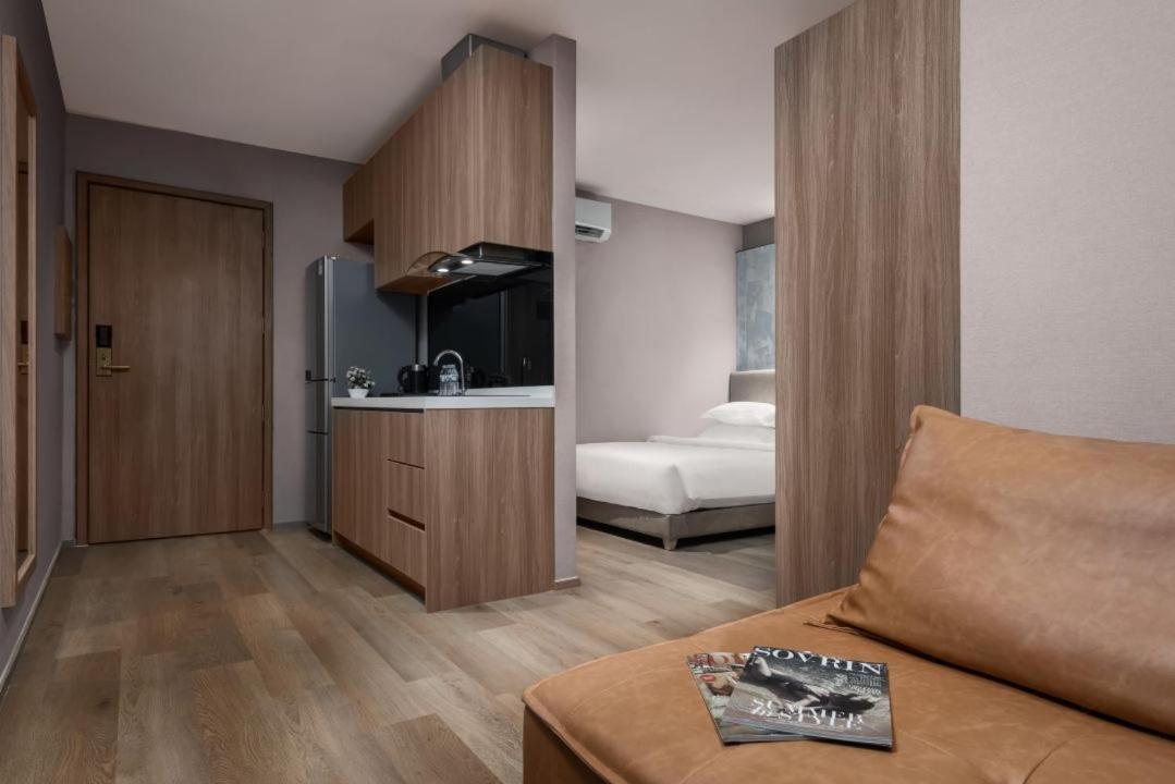 Sf Hotel Penthouse Residences Phnom Penh Exterior foto